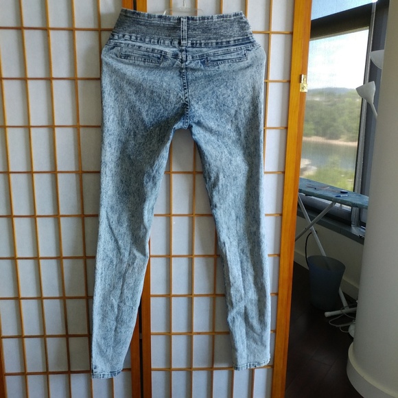 144.  Bamboo Jeans - Size 5 - Picture 5 of 8